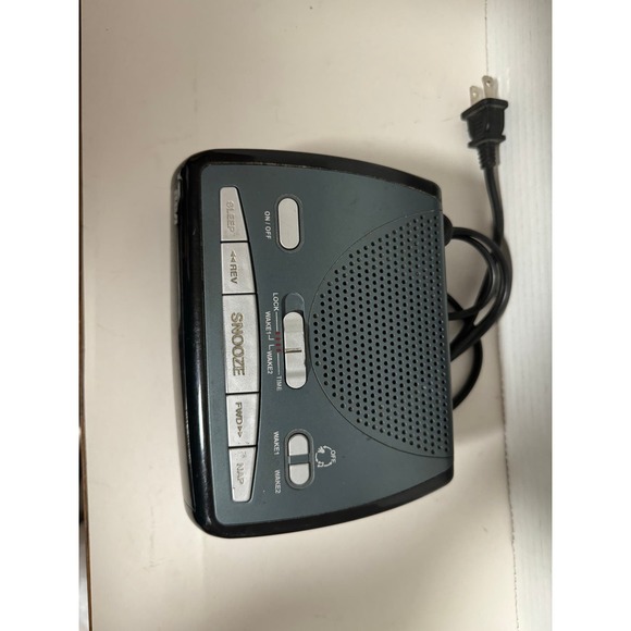 Vintage RCA Model RP5400B Multifunction Dual Wake Digital Clock AM/FM Radio - Picture 2 of 6